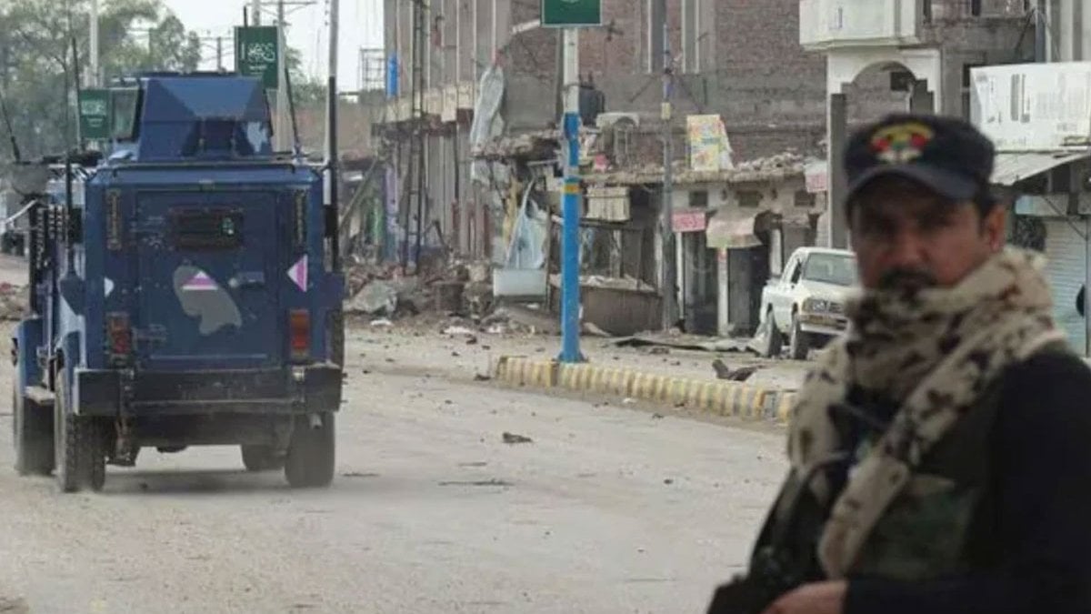 pakistanda hava saldirisi olenlerin arasinda kadin ve cocuklar da var HuVpvb2b