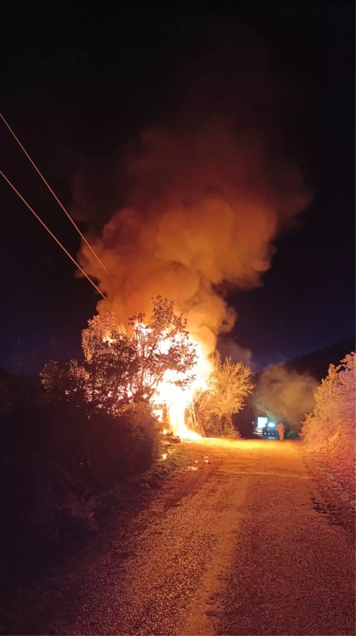 suluovada bag evi yangini Ui8BxAFz