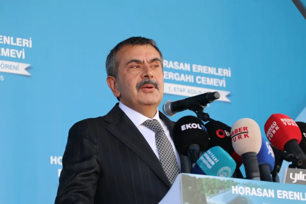 bakan tekin bahceli milli birlik ve beraberligimizin bir sigortasi tIAR2Jy5