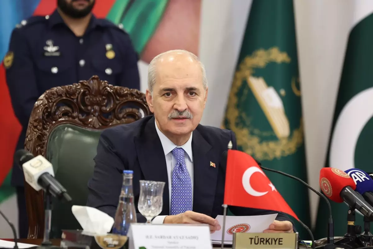 tbmm baskani kurtulmus azerbaycan pakistan ve turkiye uclu parlamento baskanlari toplantisi kapanisinda konustu BV8WBBZh.jpg