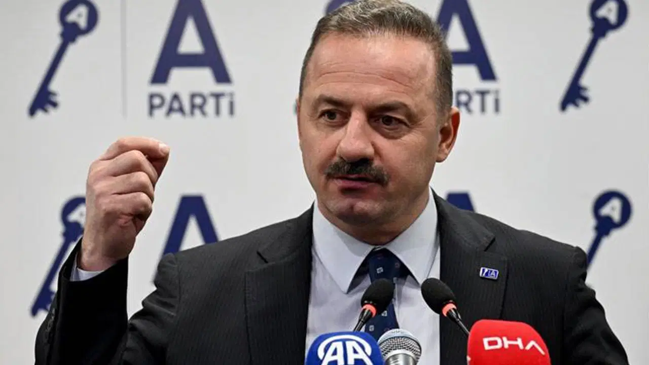 Yavuz Ağıralioğlu’ndan Meclis’teki ‘Apo’ sloganlarına sert tepki: ‘Yüreğiniz yetiyorsa Öcalan’ı çıkarın beraber gelin sandığa!’