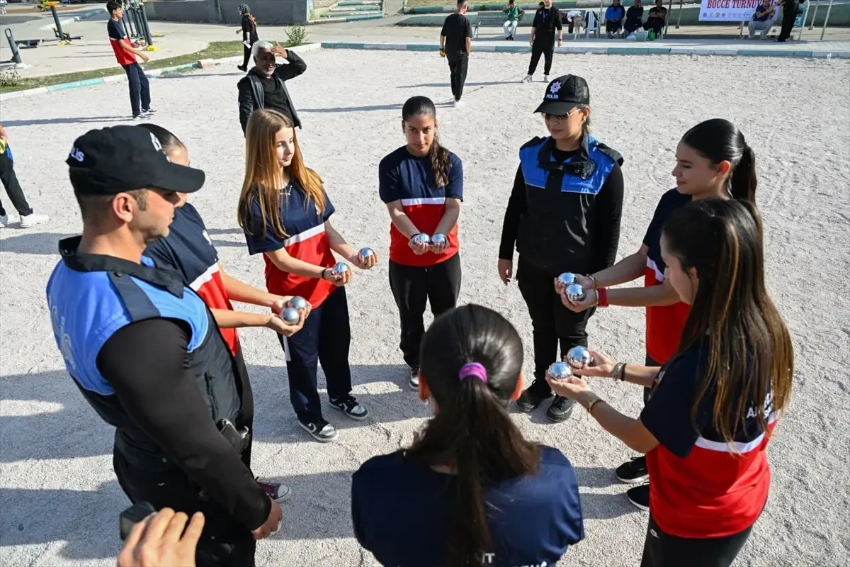 Adana’da Öğrencilere Bocce Turnuvası