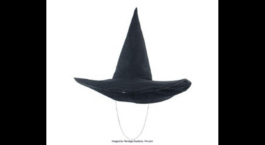 Cadının şapkası satılıyor