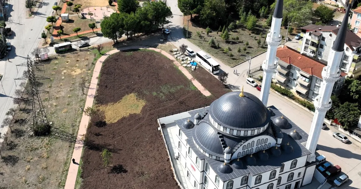 Kocaeli’de Yeşilova Boğaziçi Camii’ne estetik görünüm