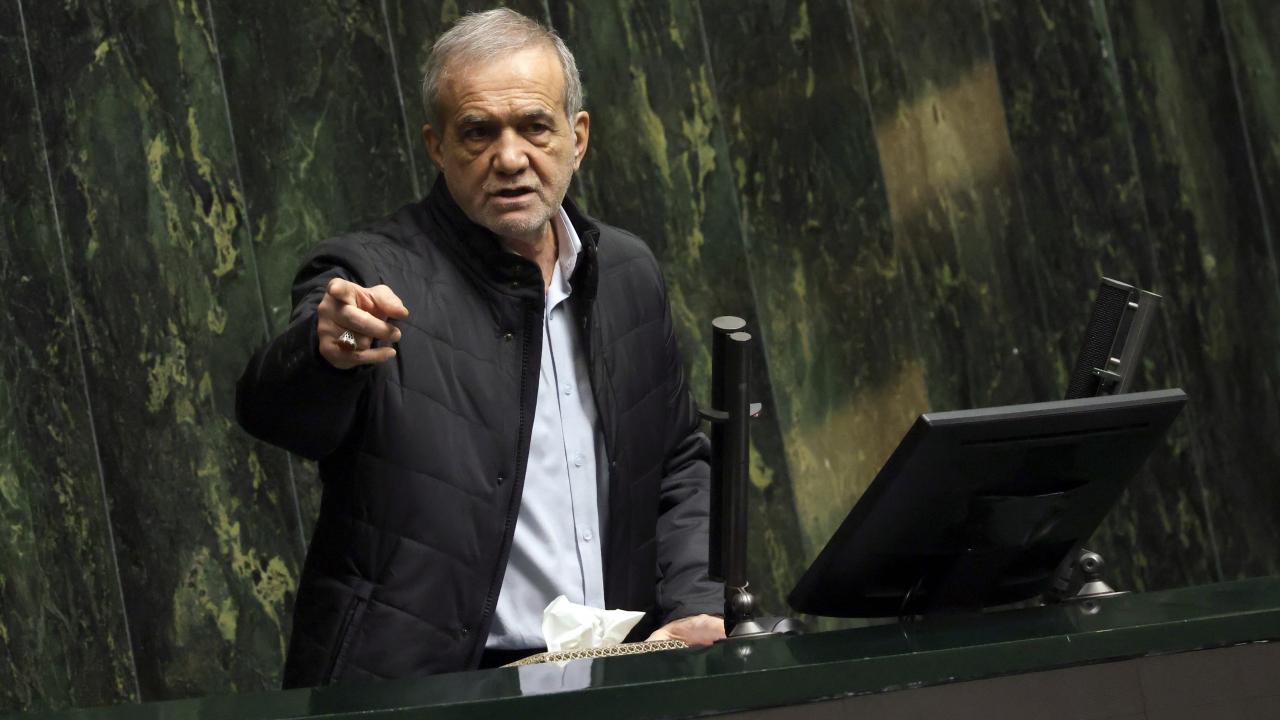 ABD tehdidine karşı kritik telefon… Pezeşkiyan’dan Maduro’ya tam destek