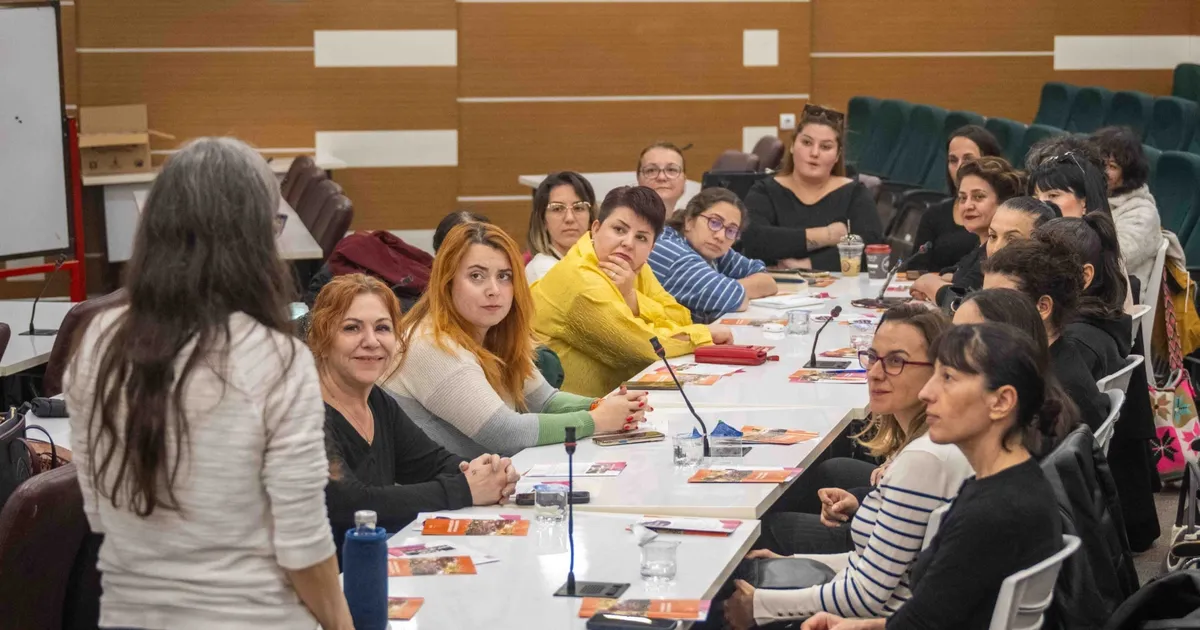 Bornova’da “Kadınların İnsan Hakları” için güçlü adım