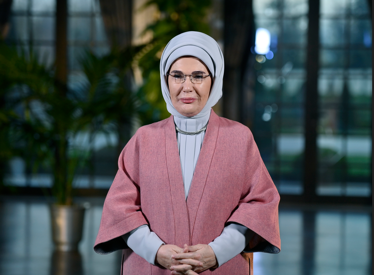 Emine Erdoğan: Milyonlarca kadın ve çocuk temel haklardan mahrum