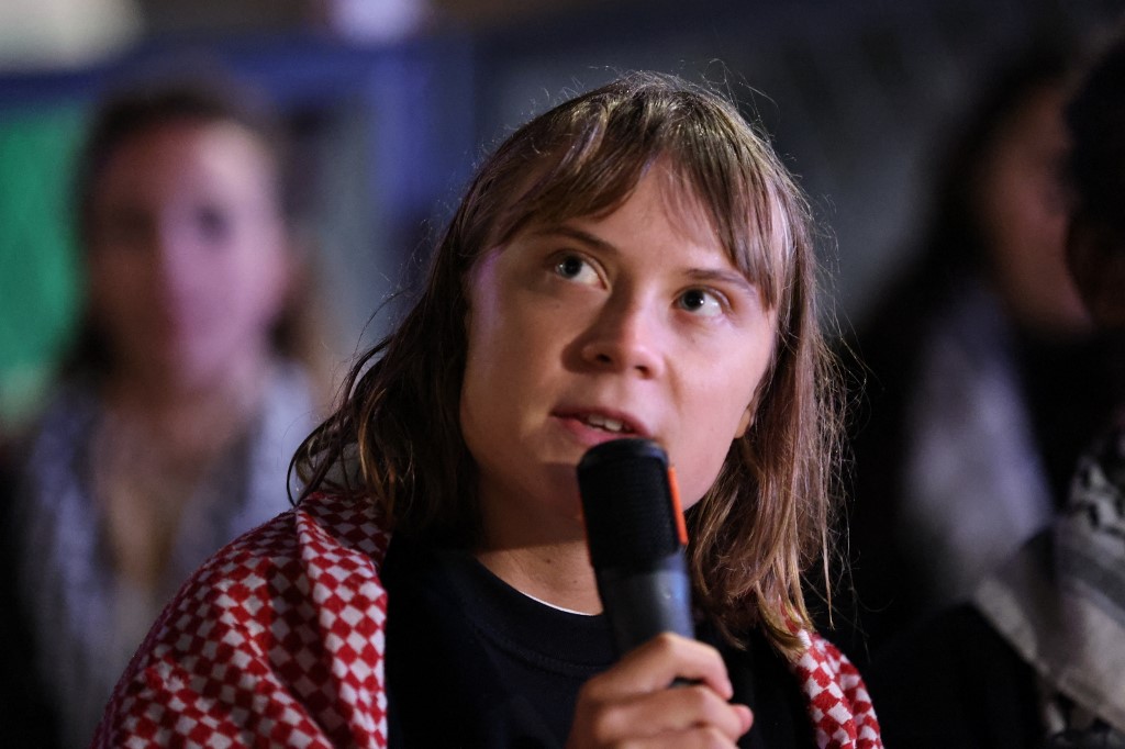 İklim aktivisti Greta Thunberg Filistin protestolarında tutuklandı