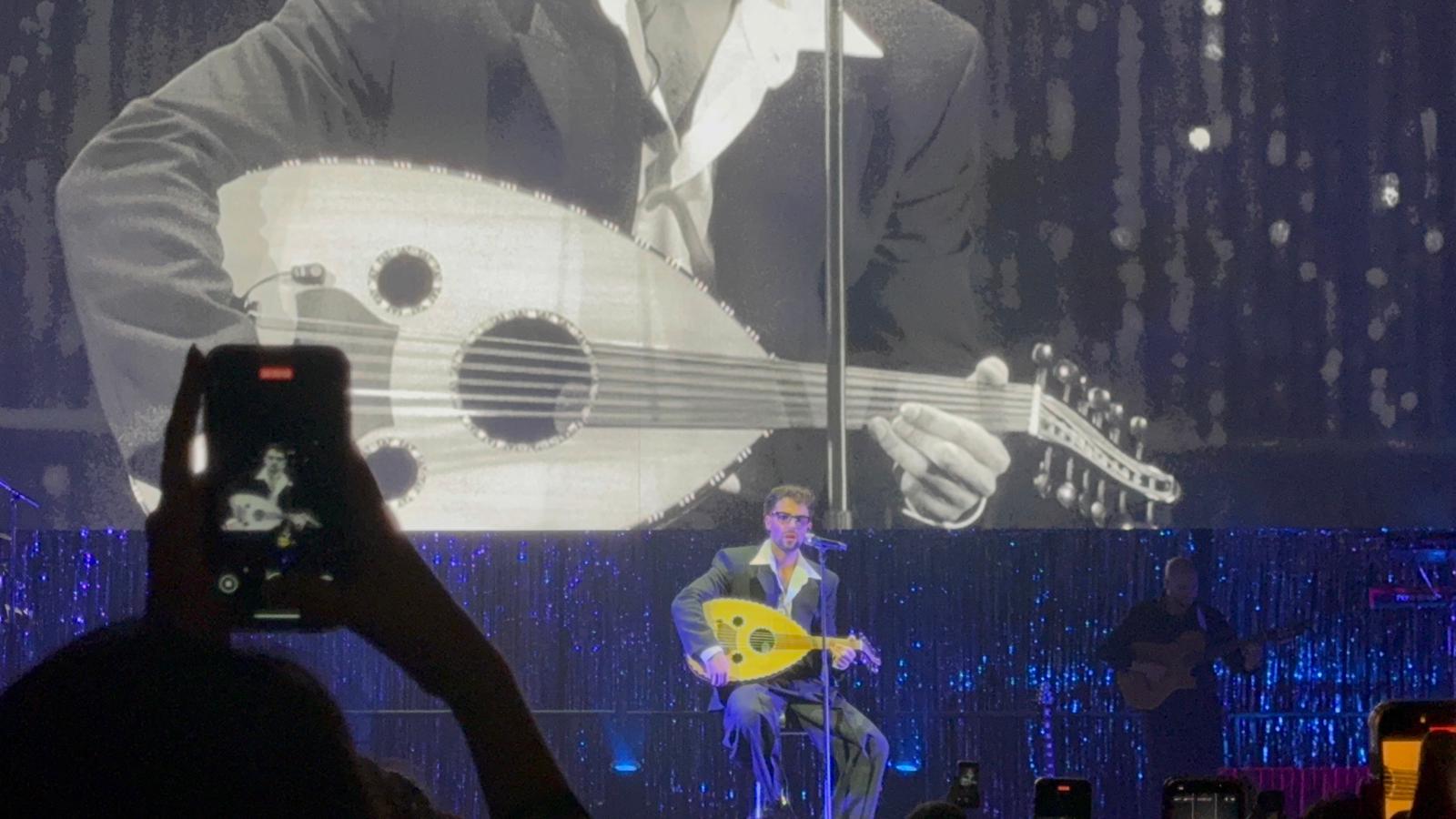 İstanbul’a geldi. Şarkıcı Saint Levant’tan “Özgür Filistin” çağrısı
