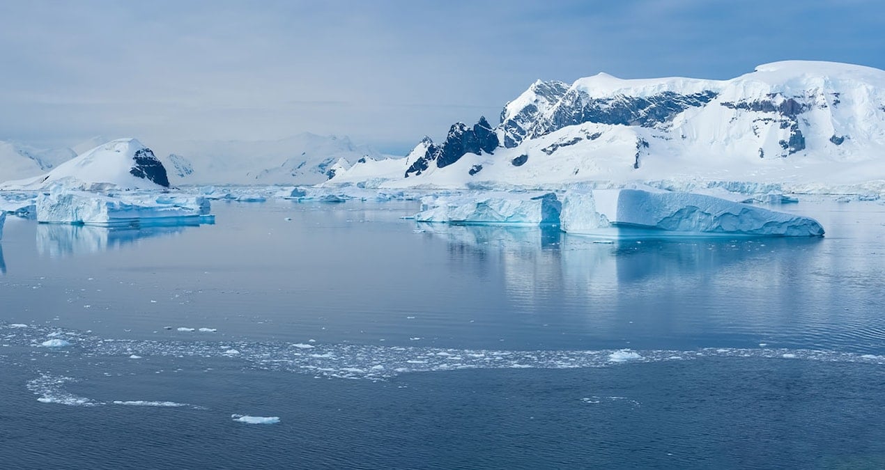 Kuzey Kutbu’ndan uçabilen uçaklar bu yüzden Antarktika’dan uçamıyor