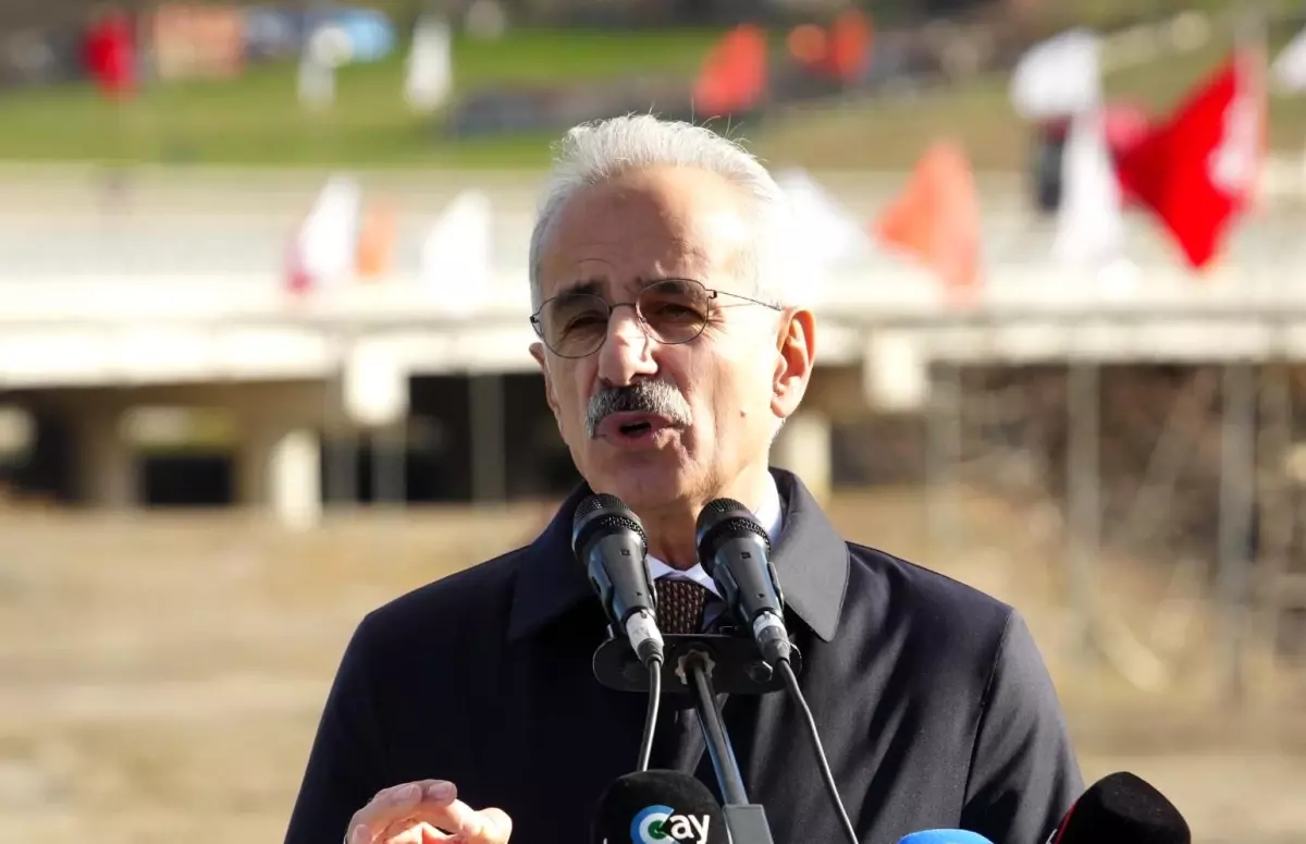 Bakan Uraloğlu: “Hızlı tren projesi tamamlandığında Ankara-Samsun arası 2,5 saate düşecek”
