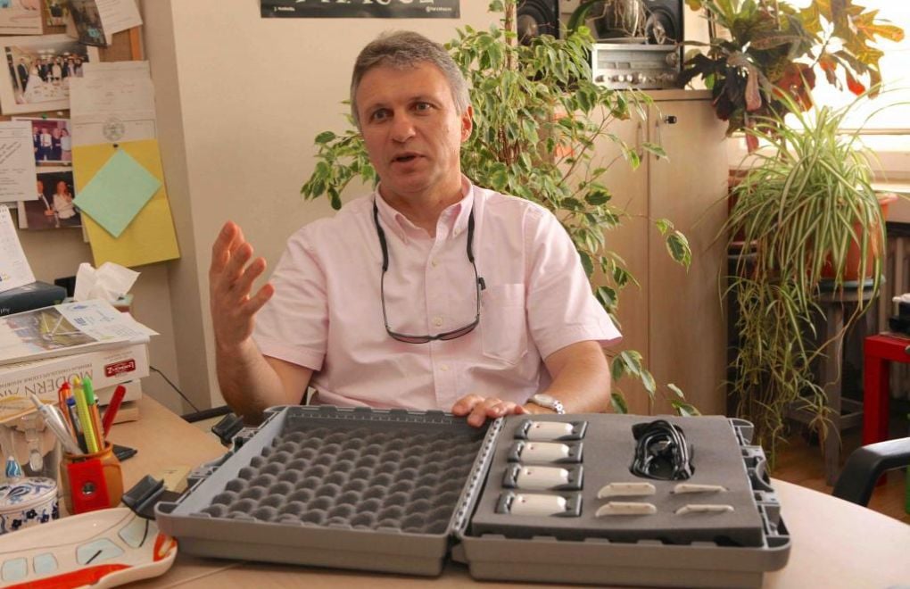 Bir üniversite nasıl çökertilir?