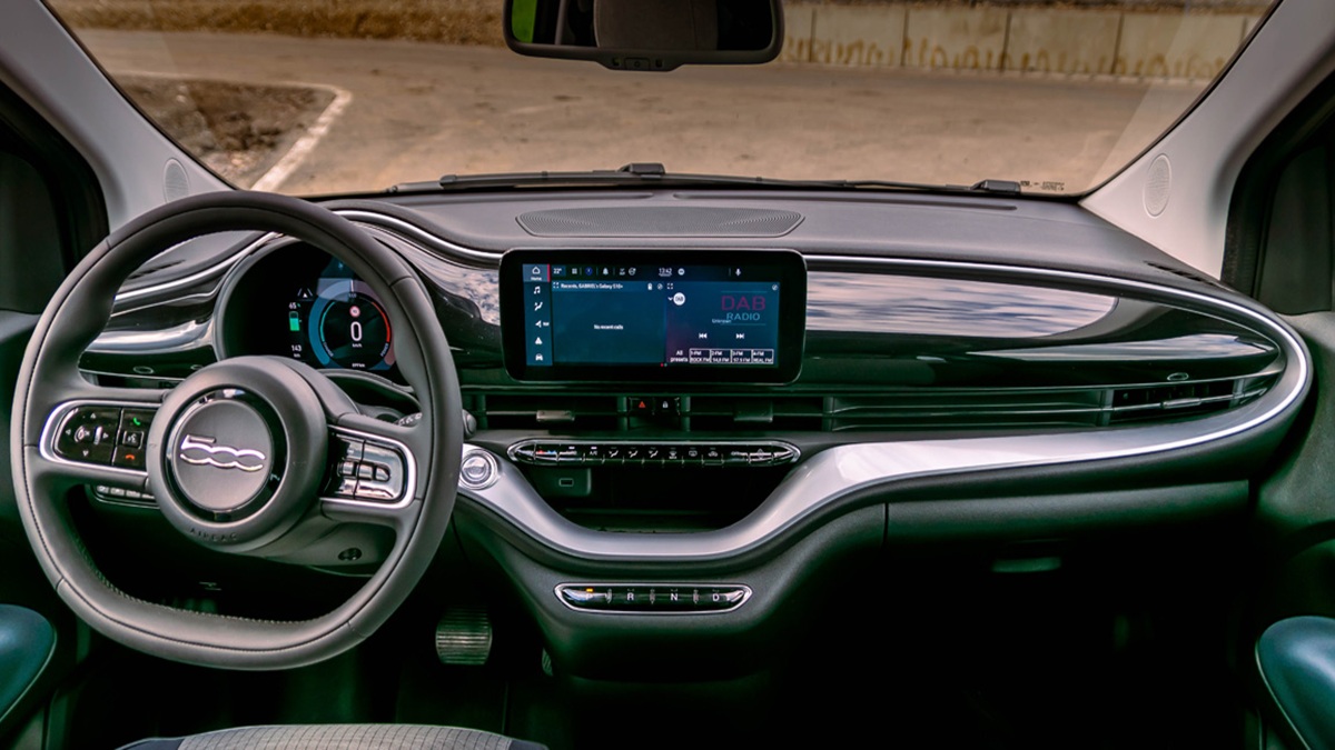 Yeni Nesil Fiat 500 Mild Hybrid Satışa Çıktı