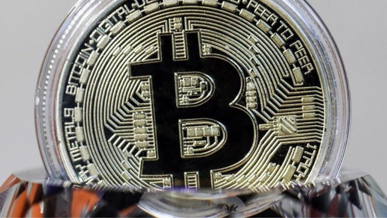 bitcoin-direniyor-ethereum-eriyor-kripto-piyasasinda-iki-farkli-tablo-KM9XGPcf