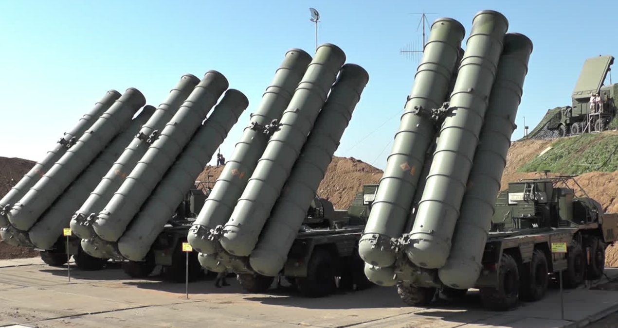 Hindistan, Dördüncü S-400 Hava Savunma Sistemi’ni Aldı: Sınır Bölgelerine Yerleştiriliyor